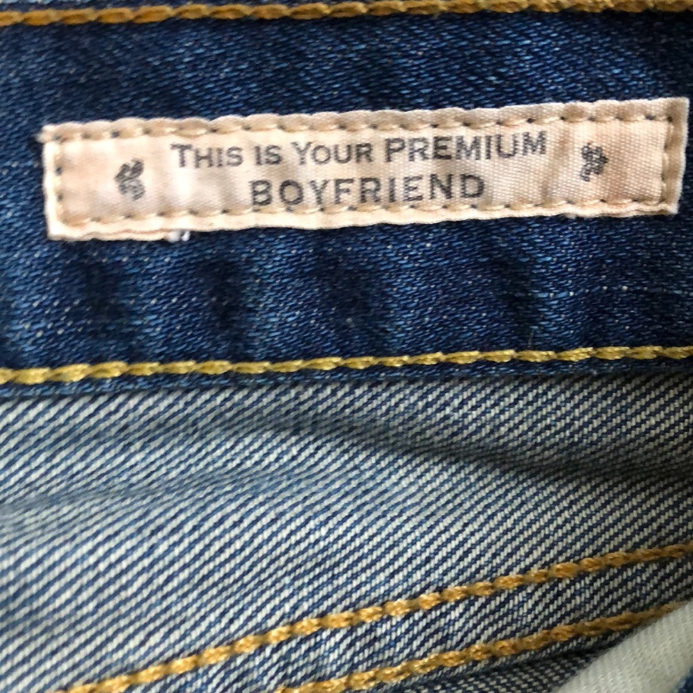Jeans - Picture 3 of 4